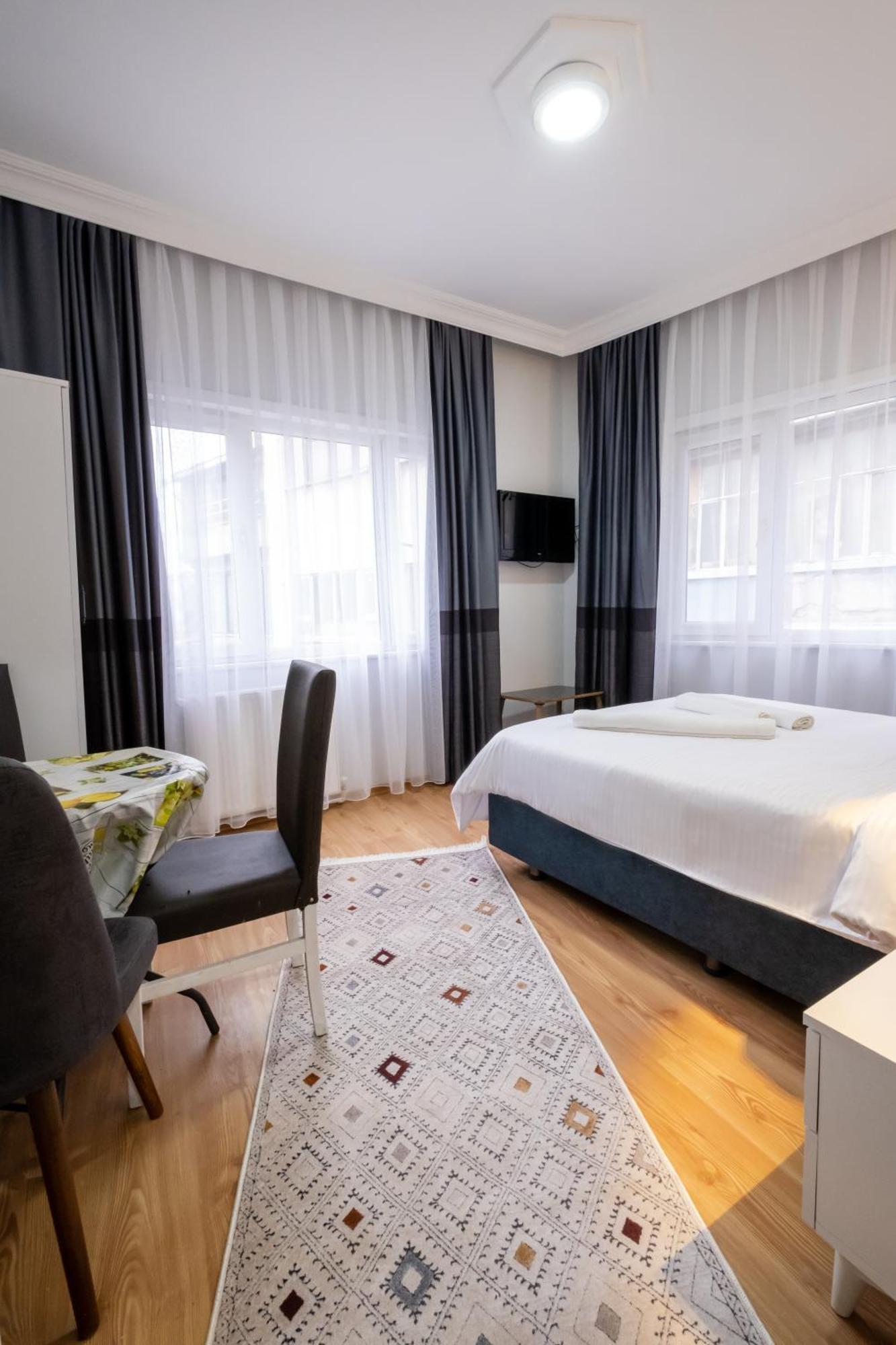 Istanblue Taksim Apart Hotel Стамбул Екстер'єр фото